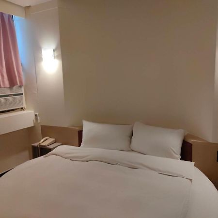 Dc Hotel Taichung Dış mekan fotoğraf